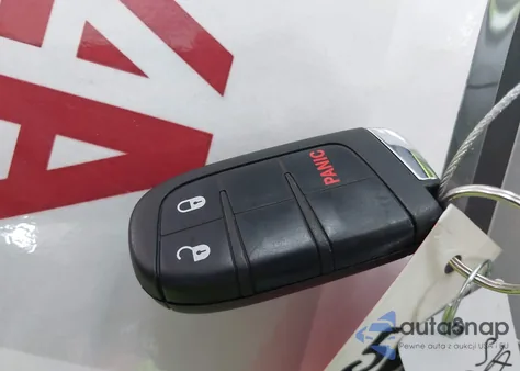 2018 Jeep Renegade Latitude Fwd из США, поврежденный, VIN ZACCJABBXJPH21386